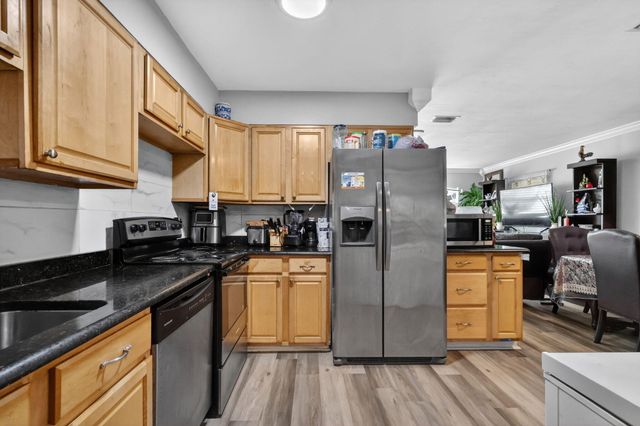 831 30th Court, West Palm Beach, FL 33407