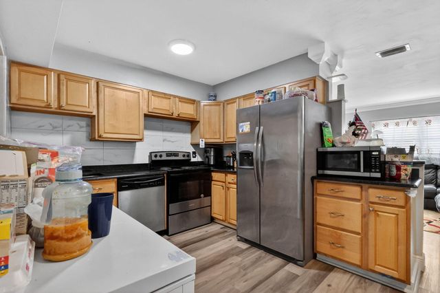 831 30th Court, West Palm Beach, FL 33407