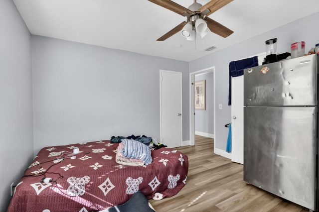 831 30th Court, West Palm Beach, FL 33407