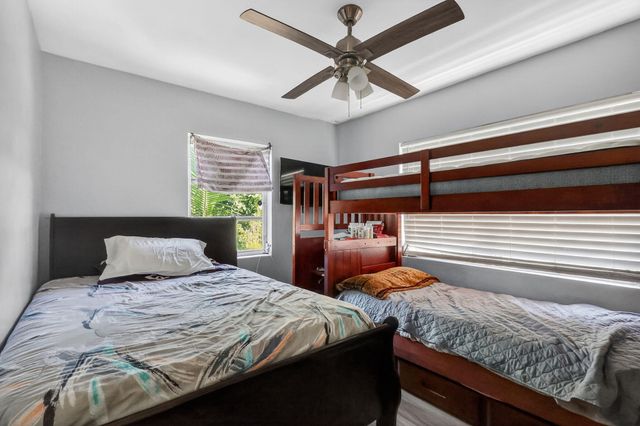 831 30th Court, West Palm Beach, FL 33407
