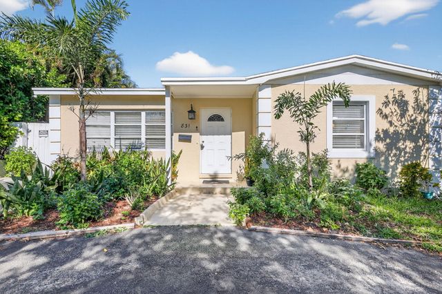831 30th Court, West Palm Beach, FL 33407