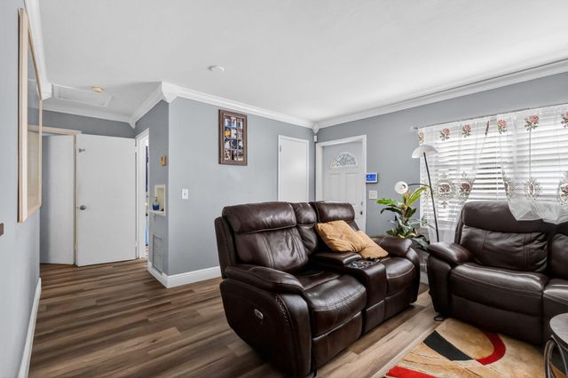 831 30th Court, West Palm Beach, FL 33407