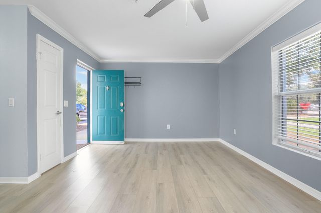 4270 Calinda Ln 311, Niceville, FL 32578