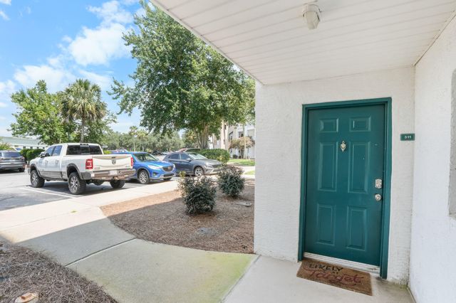 4270 Calinda Ln 311, Niceville, FL 32578