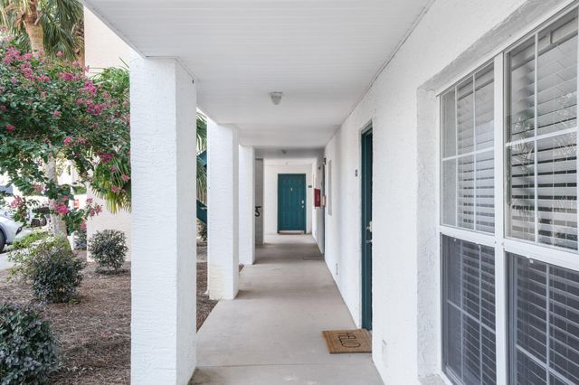 4270 Calinda Ln 311, Niceville, FL 32578