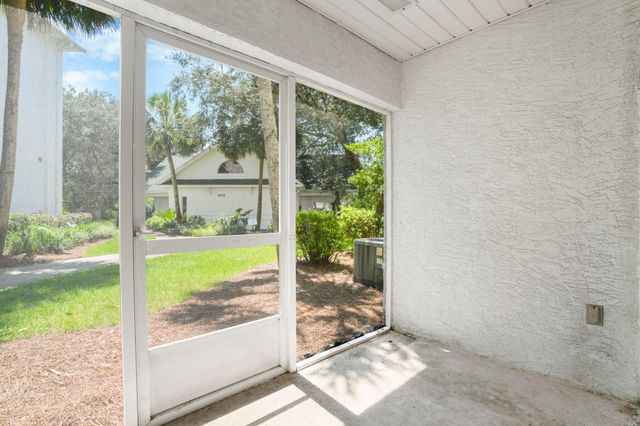 4270 Calinda Ln 311, Niceville, FL 32578