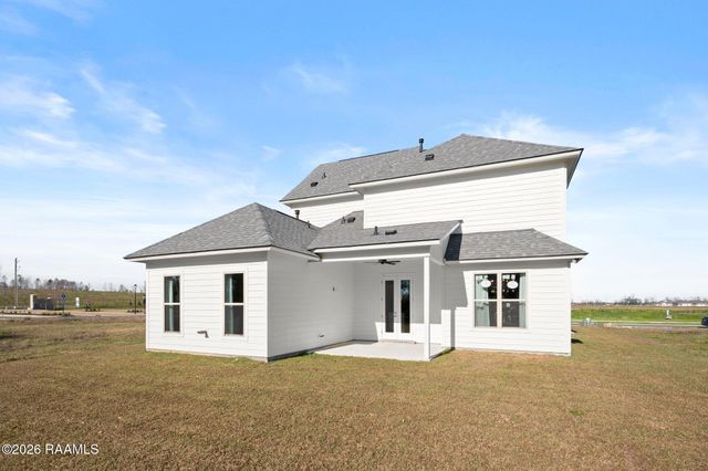 208 Landing Boulevard, Maurice, LA 70555