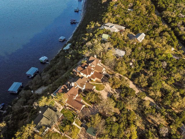 2804B Lohmans Ford RD, Lago Vista, TX 78645