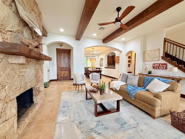 2804B Lohmans Ford RD, Lago Vista, TX 78645