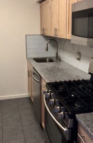 99 Pond Ave 702, Brookline, MA 02445