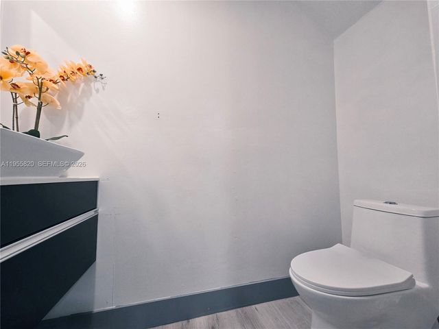 1303 Presidio Dr 6-41, Weston, FL 33327