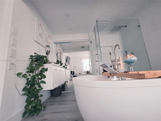 1303 Presidio Dr 6-41, Weston, FL 33327