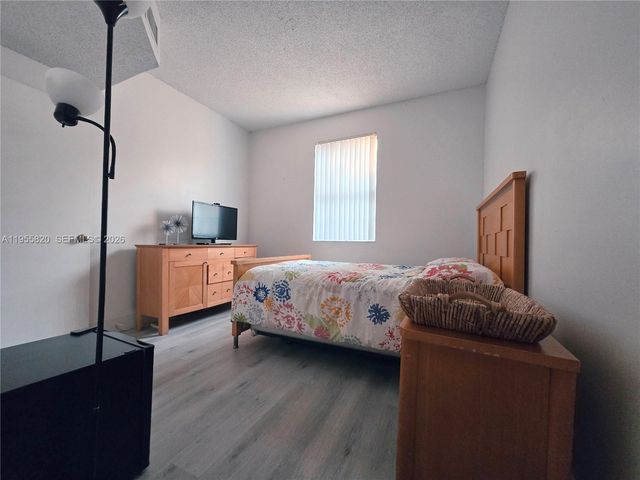 1303 Presidio Dr 6-41, Weston, FL 33327