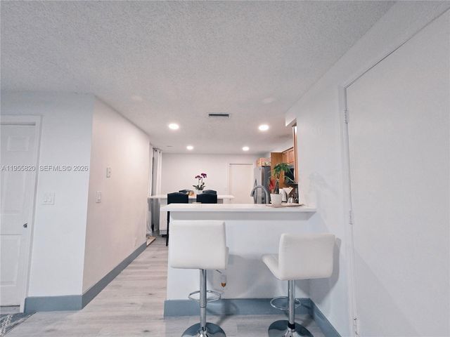 1303 Presidio Dr 6-41, Weston, FL 33327