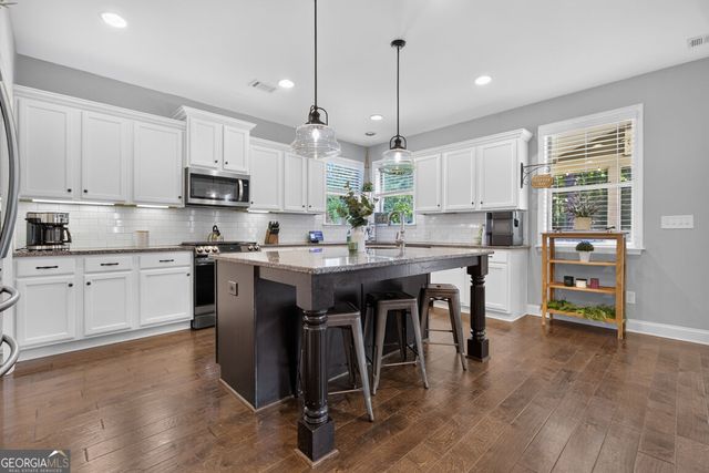 1460 Apple Valley Court, Watkinsville, GA 30677