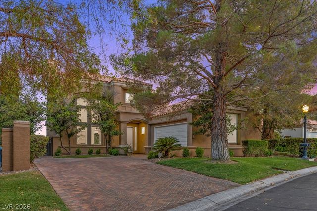 8371 Plum Creek Court, Las Vegas, NV 89113