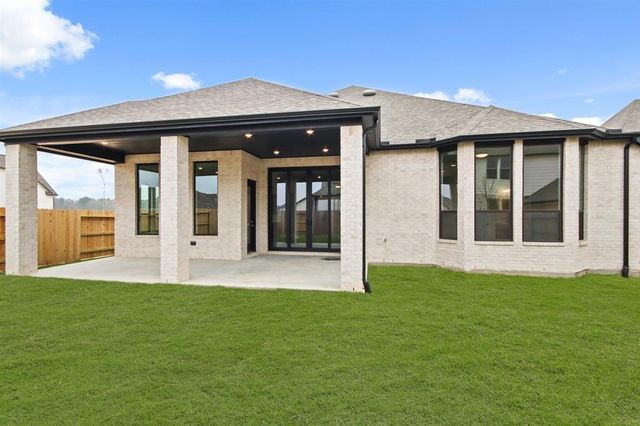 12242 Valencia Boulevard, Mont Belvieu, TX 77523