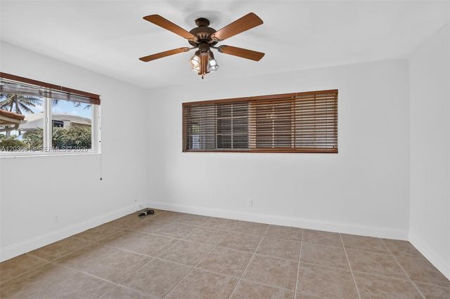 5511 Taylor St, Hollywood, FL 33021