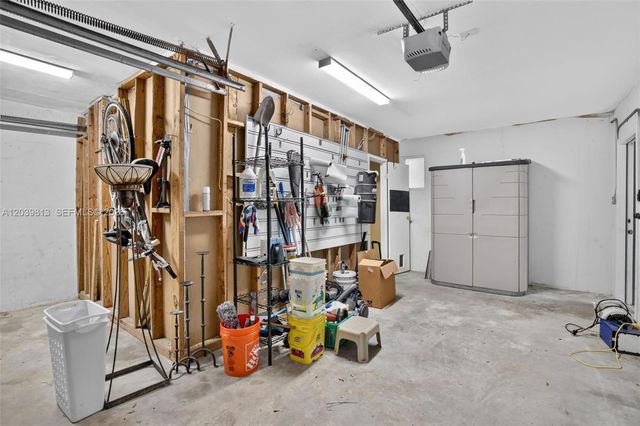 5511 Taylor St, Hollywood, FL 33021