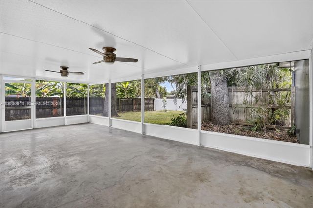 5511 Taylor St, Hollywood, FL 33021