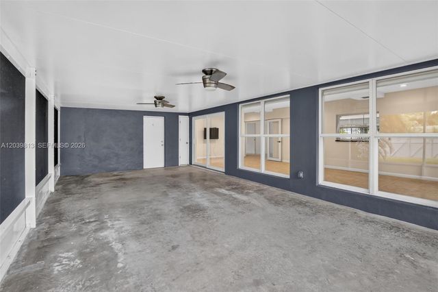 5511 Taylor St, Hollywood, FL 33021
