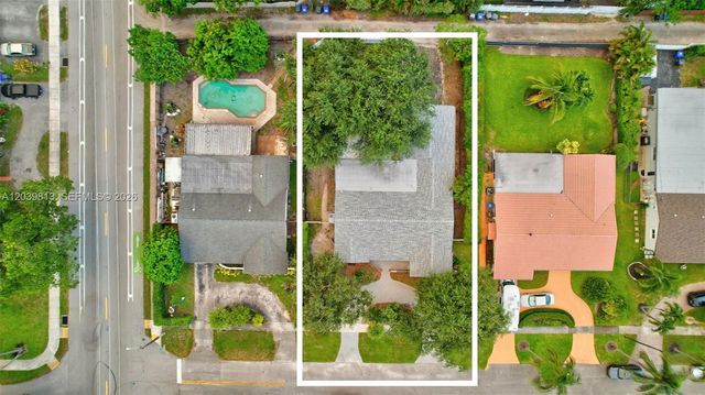 5511 Taylor St, Hollywood, FL 33021