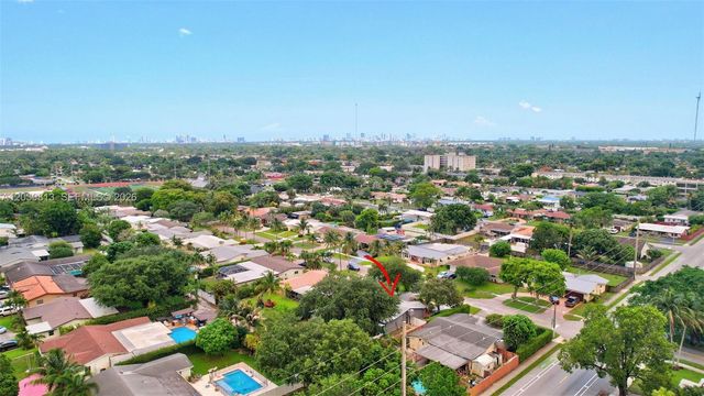 5511 Taylor St, Hollywood, FL 33021