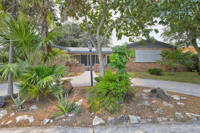 5511 Taylor St, Hollywood, FL 33021