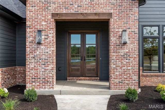 116 Lonesome Dove Way, Foristell, MO 63348