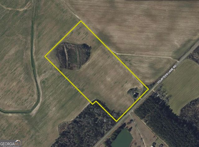 177 Fourteen Lane Road, Hawkinsville, GA 31036