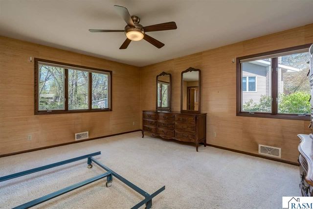 1605 Sherwood Drive, North Mankato, MN 56003
