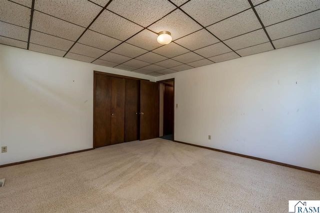 1605 Sherwood Drive, North Mankato, MN 56003