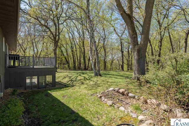 1605 Sherwood Drive, North Mankato, MN 56003