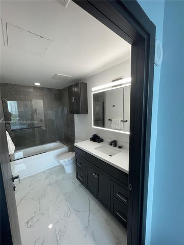 3029 NE 188th Street 819, Aventura, FL 33180