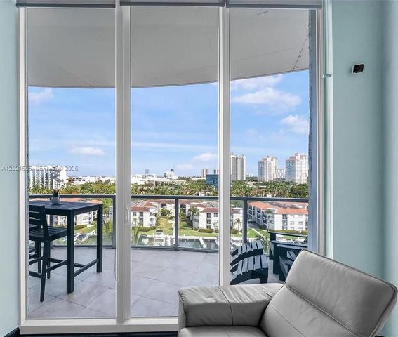 3029 NE 188th Street 819, Aventura, FL 33180
