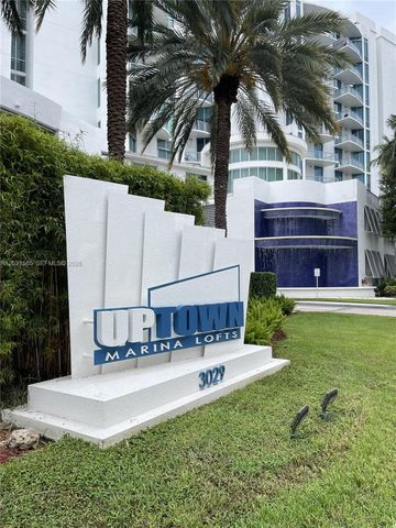 3029 NE 188th Street 819, Aventura, FL 33180
