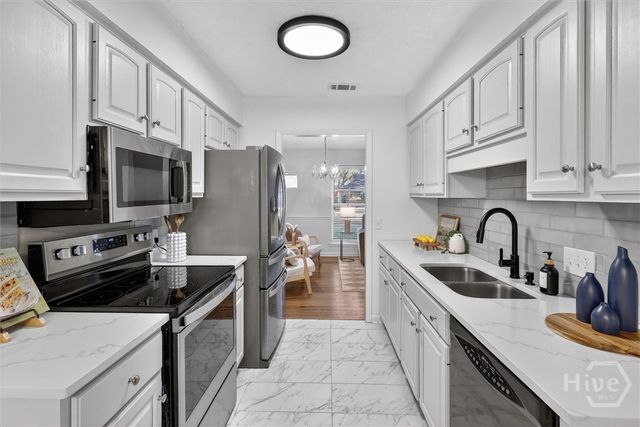 110 W Manta Cove, Savannah, GA 31410