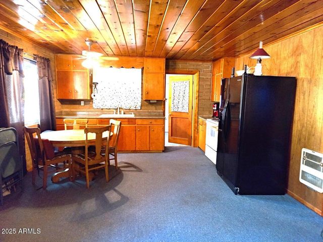 6413 W Barton Drive, Pine, AZ 85544