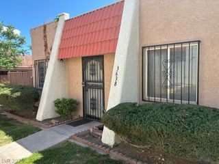 3638 Villa Knolls East Drive, Las Vegas, NV 89120