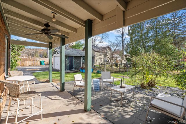 10 Albertson Street, Hyde Park, NY 12538