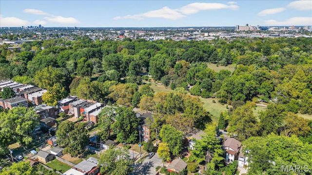 4400 Arsenal Street, St Louis, MO 63116