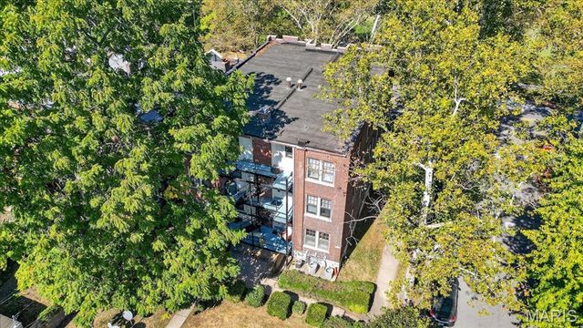 4400 Arsenal Street, St Louis, MO 63116