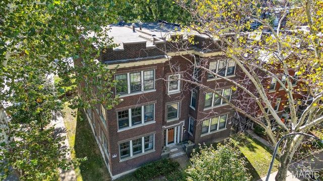 4400 Arsenal Street, St Louis, MO 63116