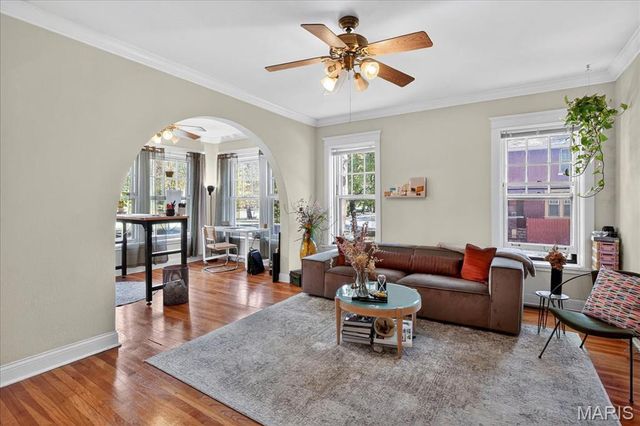 4400 Arsenal Street, St Louis, MO 63116