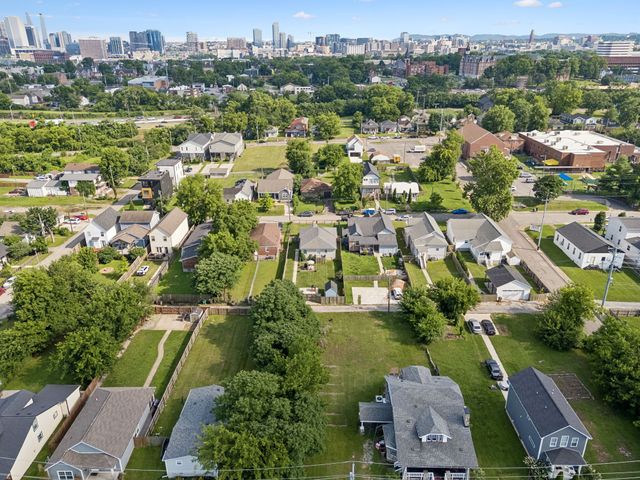 1608 Knowles St, Nashville, TN 37208