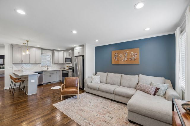 1608 Knowles St, Nashville, TN 37208