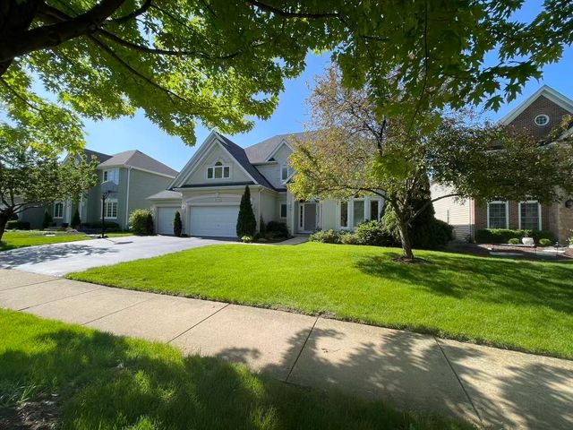 2404 Comstock Court, Naperville, IL 60564