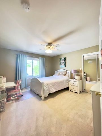 2404 Comstock Court, Naperville, IL 60564