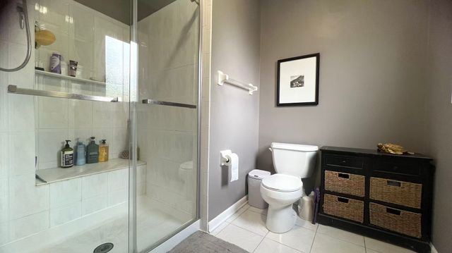 2404 Comstock Court, Naperville, IL 60564
