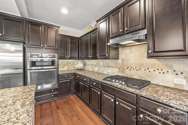 9006 Woodview Court, Fort Mill, SC 29707